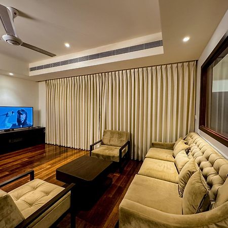 Brand New Water Front Luxury Cinnamon Suites Apartment In Heart Of Colombo City المظهر الخارجي الصورة