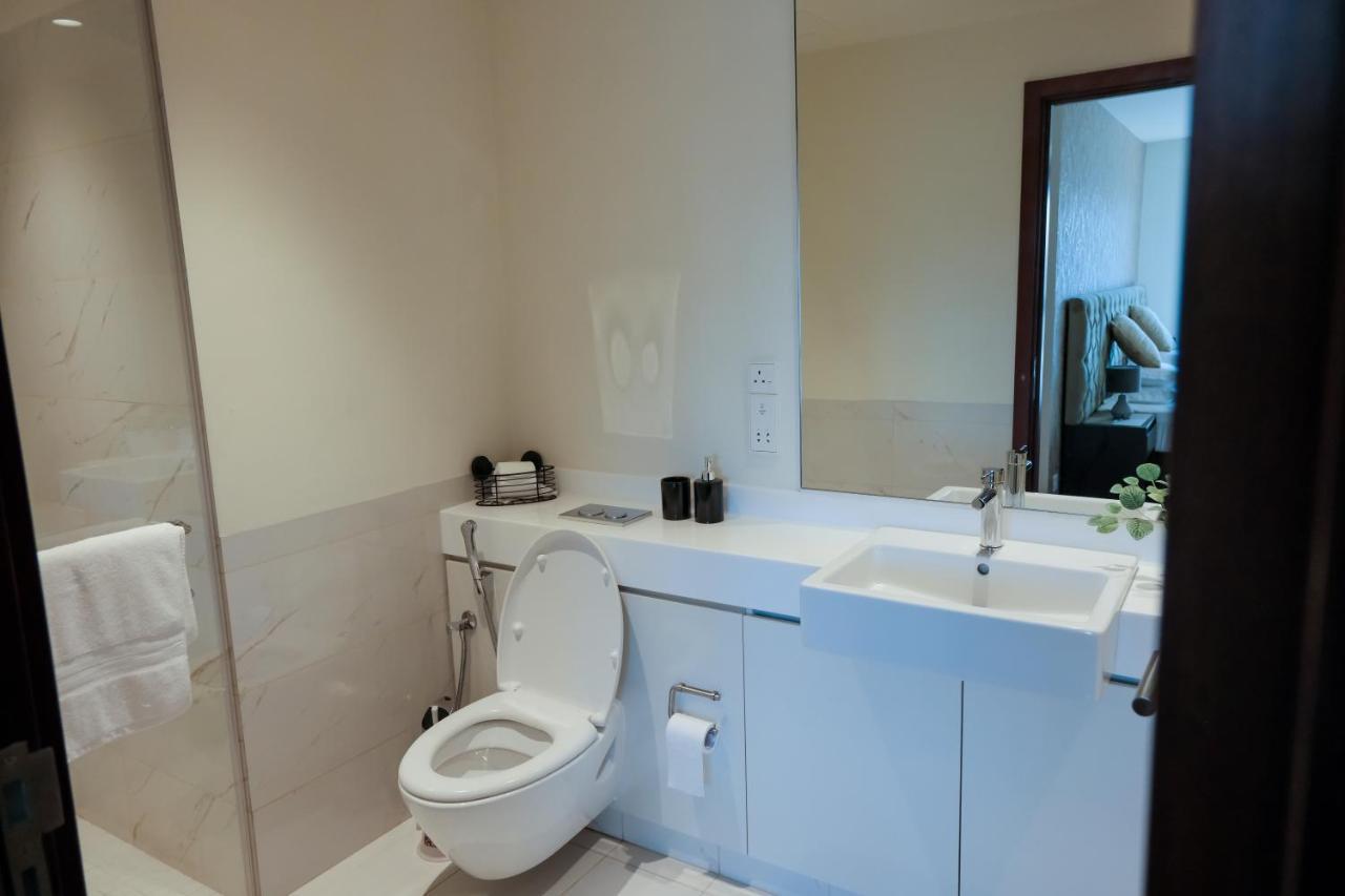 Brand New Water Front Luxury Cinnamon Suites Apartment In Heart Of Colombo City المظهر الخارجي الصورة