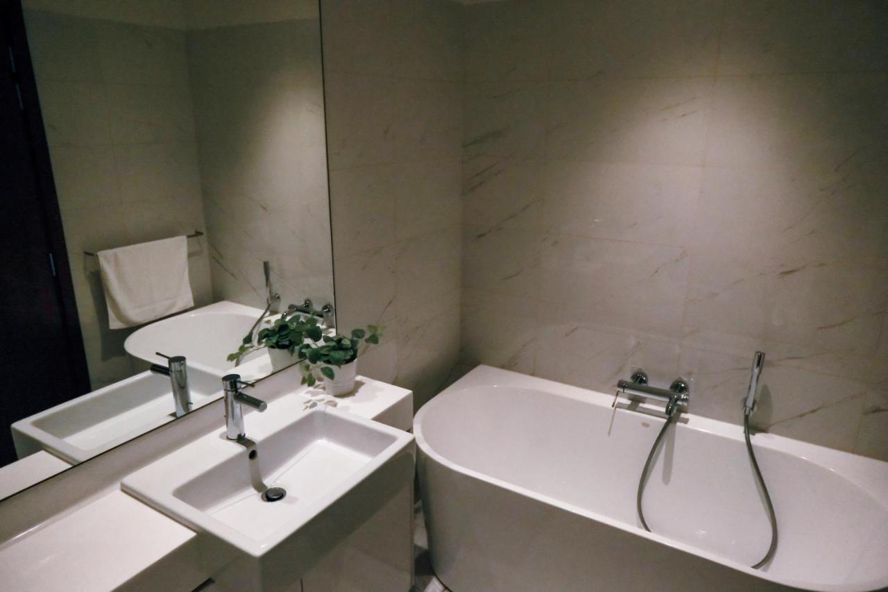 Brand New Water Front Luxury Cinnamon Suites Apartment In Heart Of Colombo City المظهر الخارجي الصورة